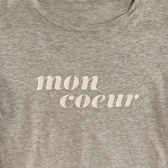 Banana Republic Tee - Picture 2 of 3